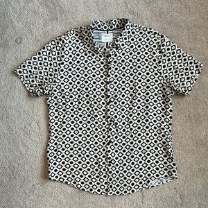 Stylish Black and White Patterned Men's Shirt